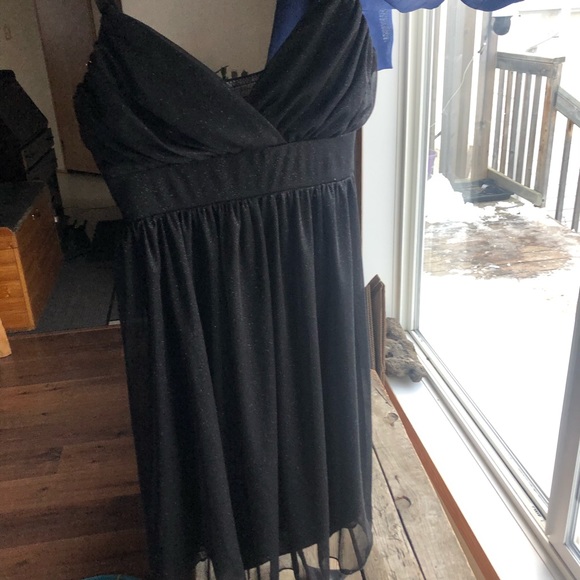 Black mini dress - Picture 7 of 8